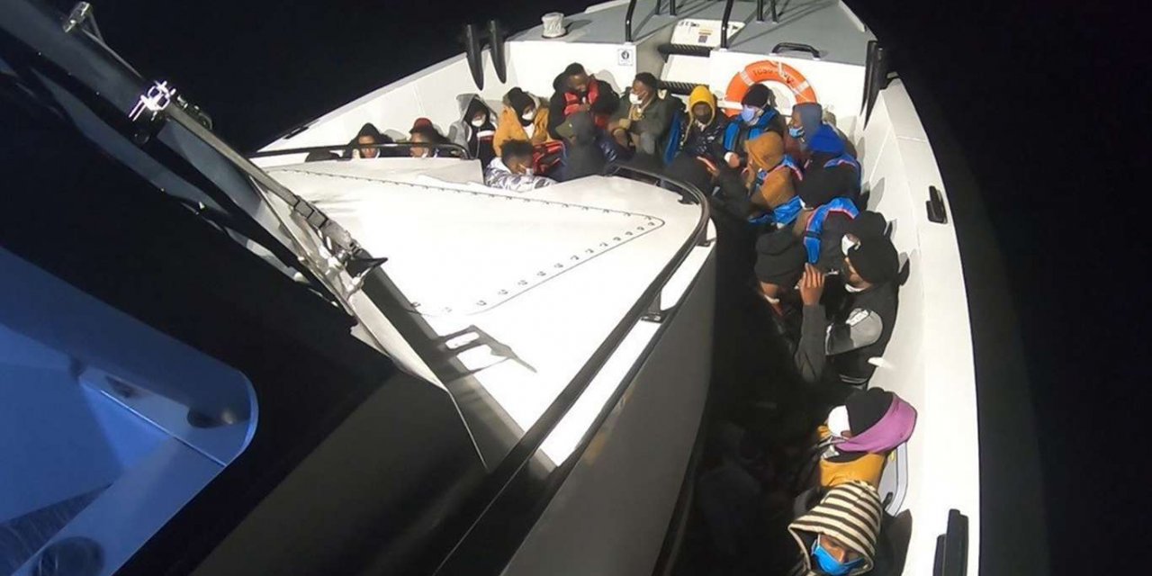 Turkish Coast Guard: 54 irregular migrants rescued off western Turkey