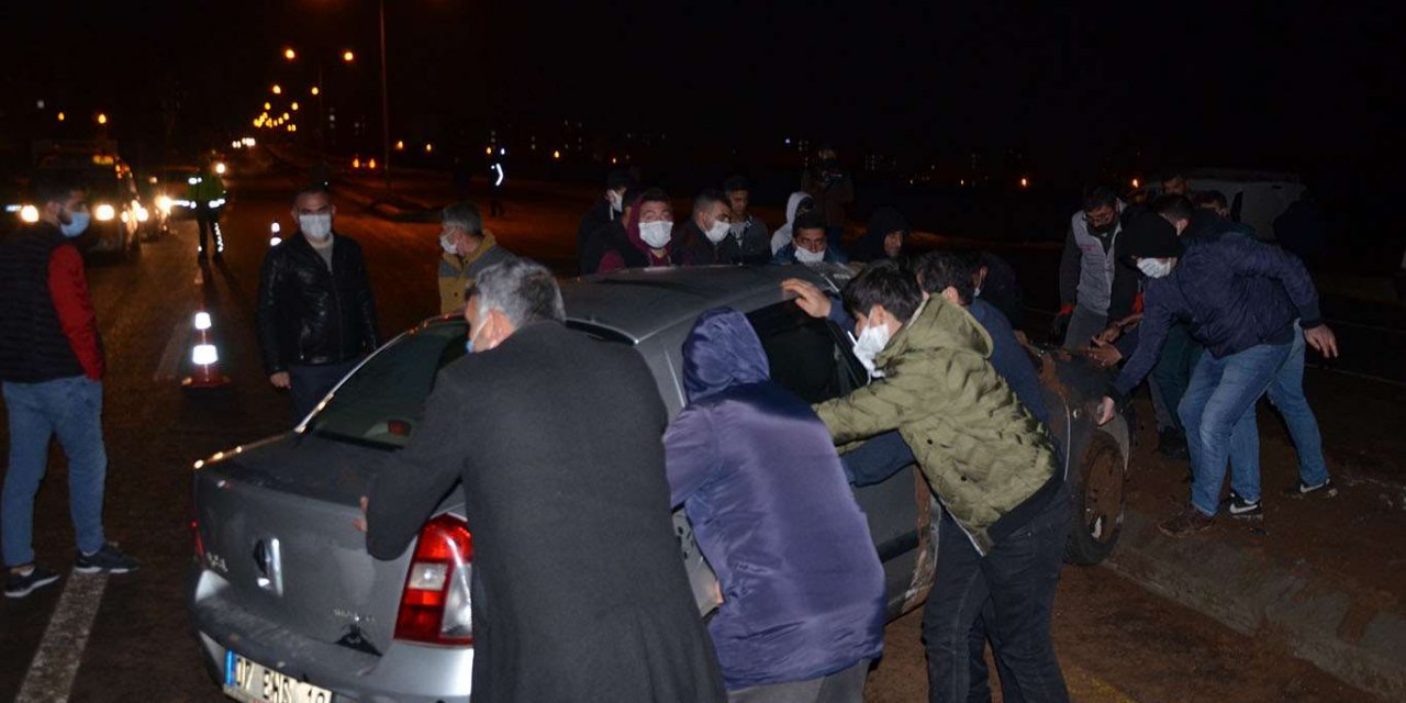 Diyarbakır'da trafik kazası: 2 yaralı