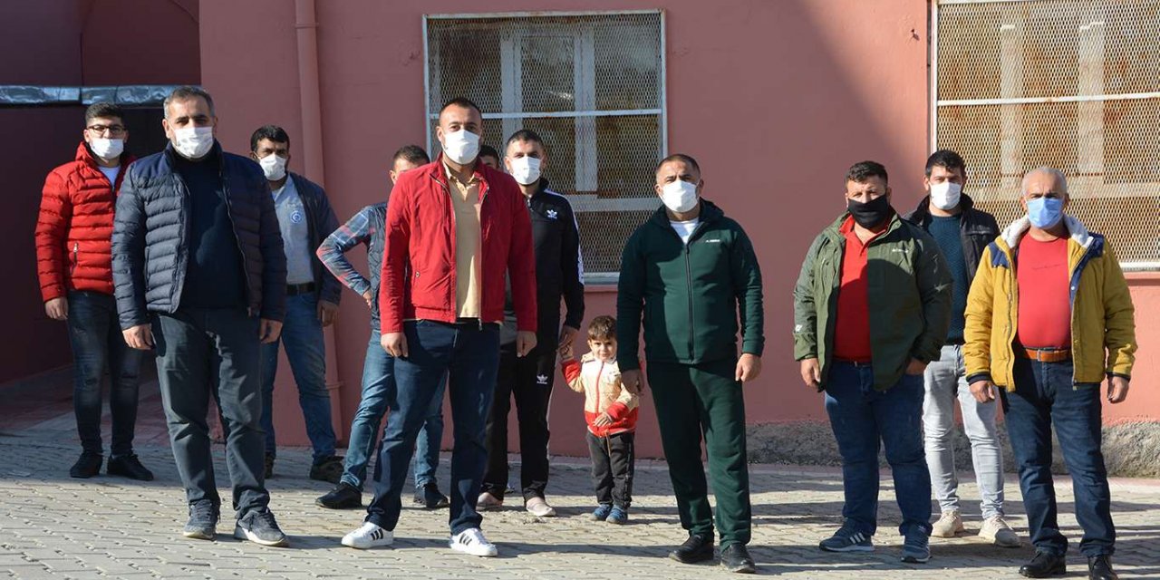 Çocukları eğitimden geri kalan köylülerden yetkililere çağrı