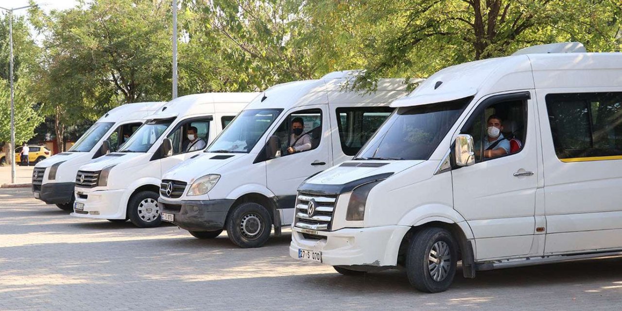 Koronavirus nedeniyle kontak kapatan okul servisleri hacizle karşı karşıya