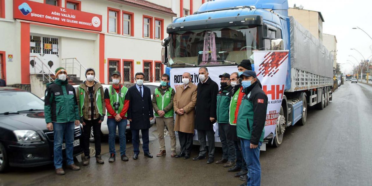 Ağrı'dan Suriye'ye yardım tırı yola çıktı