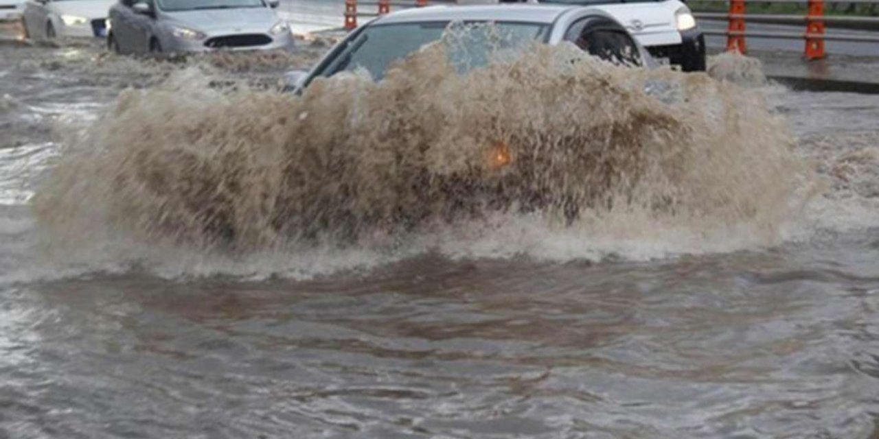 Meteorolojiden çok kuvvetli ve şiddetli yağış uyarısı