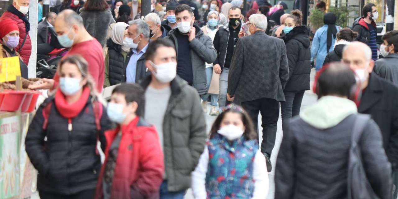 Zorunlu aşı açıklamasına vatandaşlardan tepki