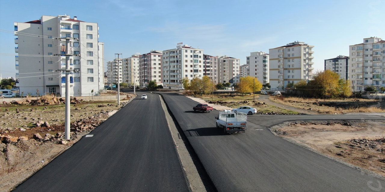 Ahmet Kaya Caddesi’nde asfalt çalışmaları tamamlandı