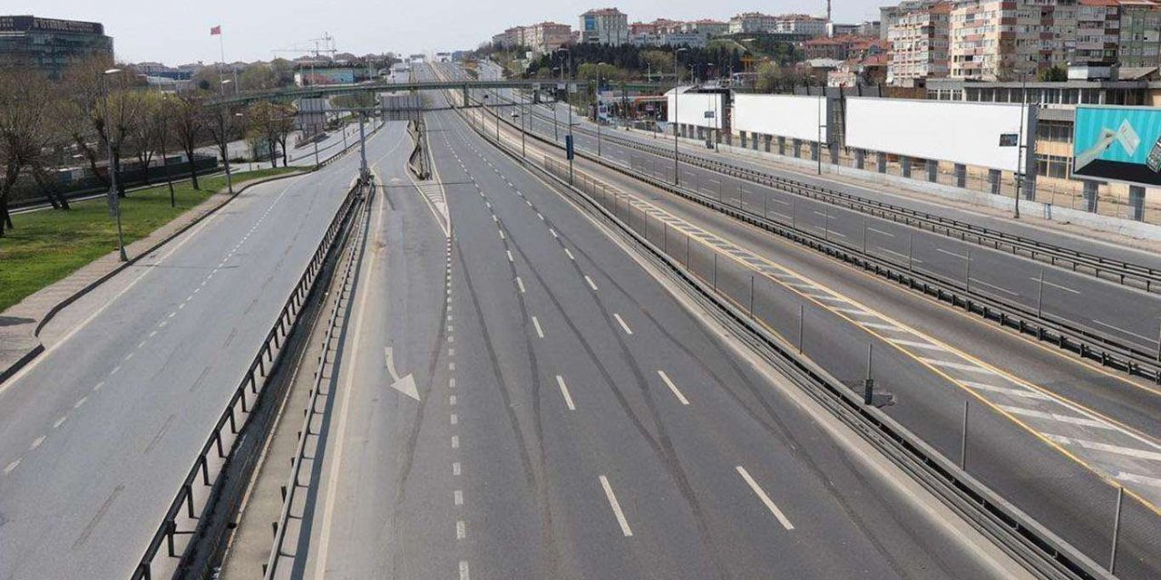 Hafta sonu uygulanan sokağa çıkma kısıtlaması devam ediyor