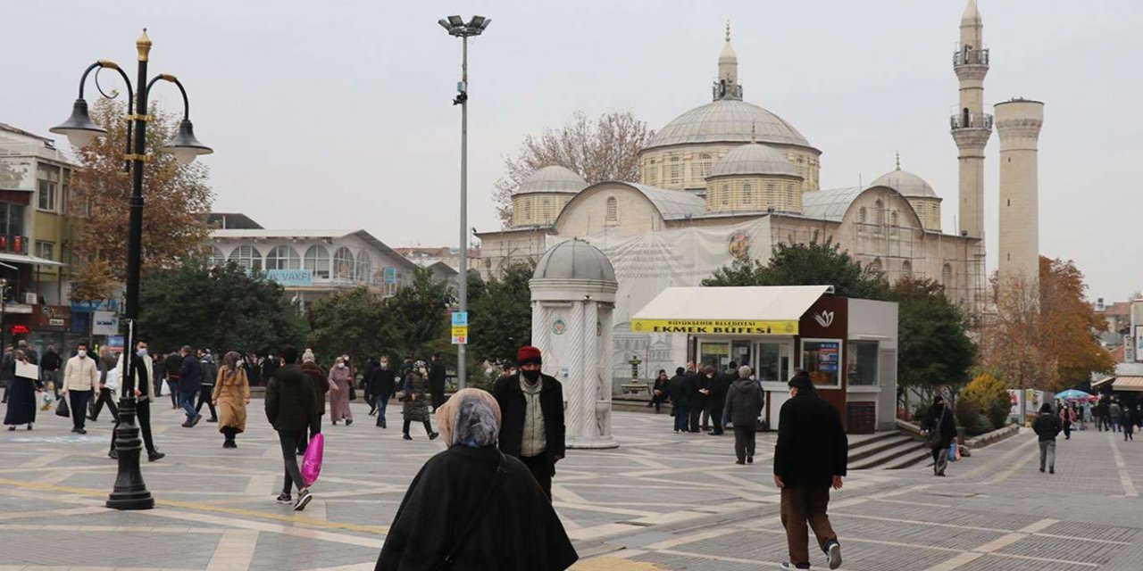 Malatyalılar Covid-19 aşısı için ne düşünüyor?