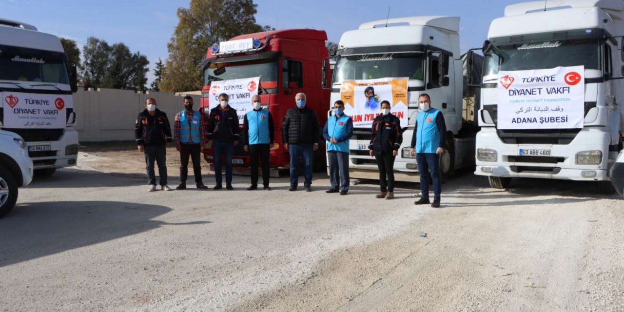 Şanlıurfa'dan "Barış Pınarı Bölgesi"ne 7 tır un gönderildi