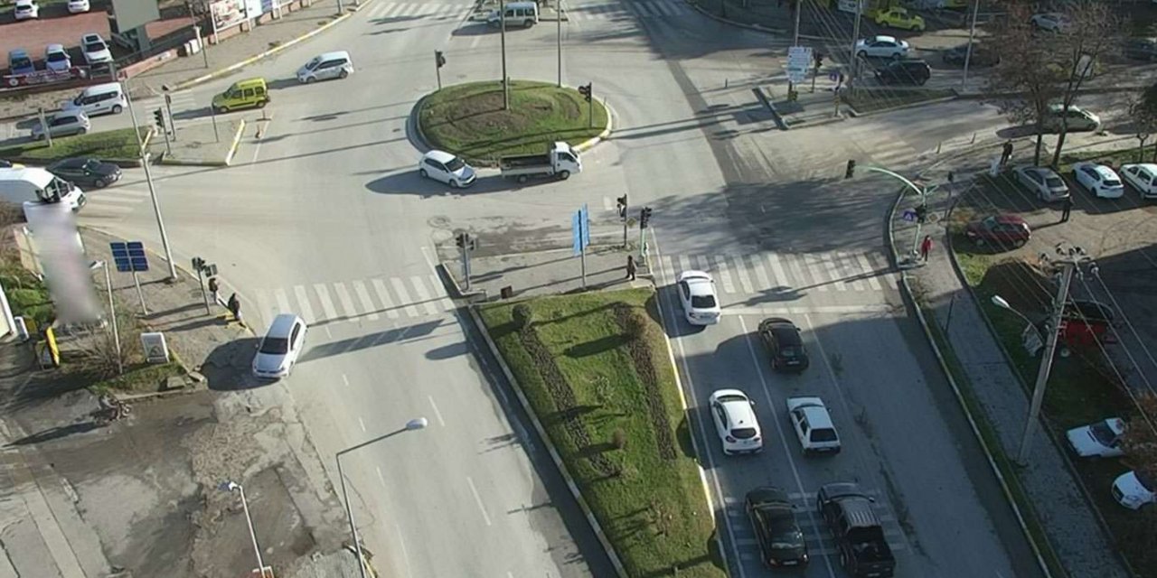 Tüm Türkiye'de "İhbarlı Kırmızı Işık Denetimi" gerçekleştirildi