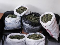 Bismil'de 37 kilo esrar ele geçirildi