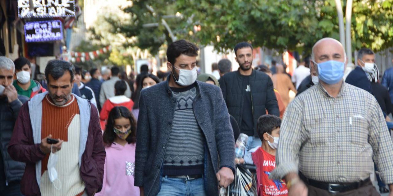 Halkın ABD’nin yaptırım kararına tepkisi sürüyor