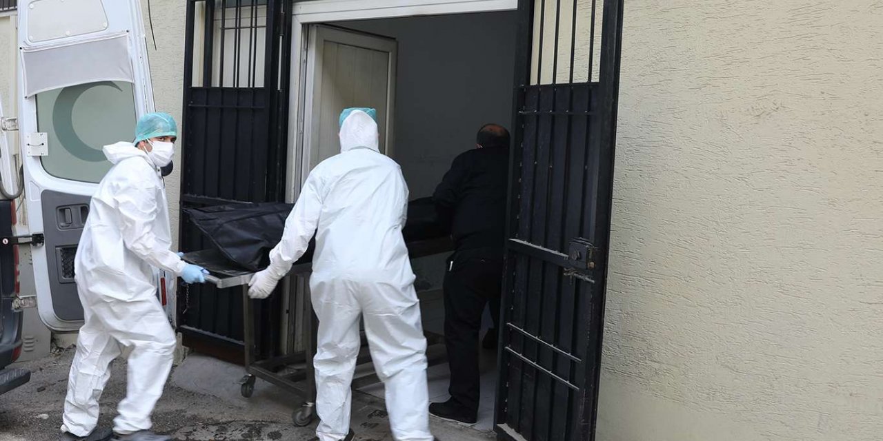 Gaziantep’teki hastane yangınında hayatını kaybedenlerin sayısı 12’ye yükseldi