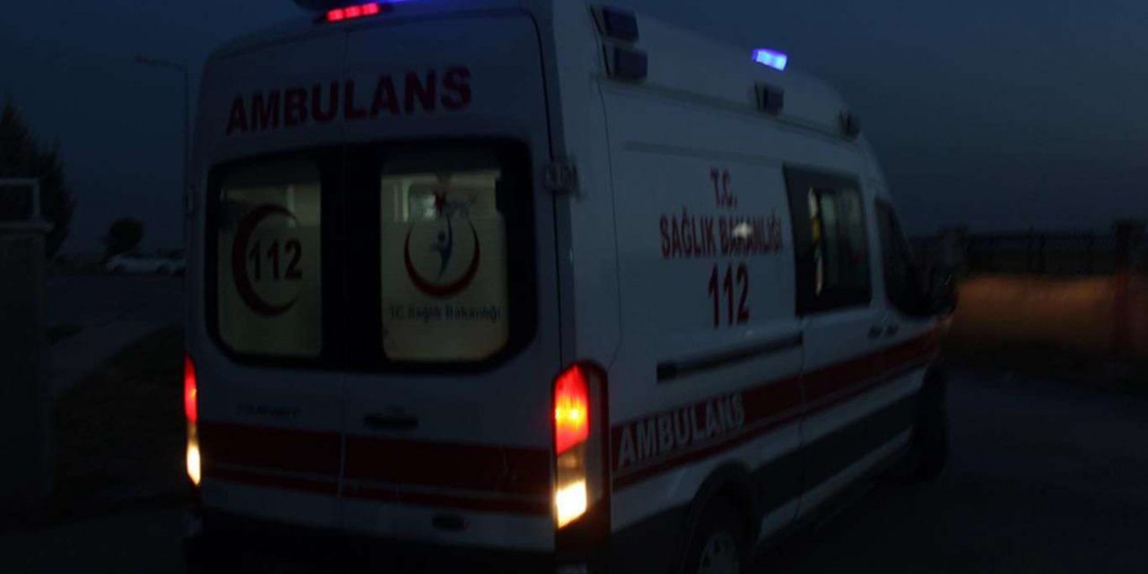 Siirt Akyamaç köyü mevkiinde kontrolden çıkan otomobil takla attı: 1'i ağır 3 yaralı