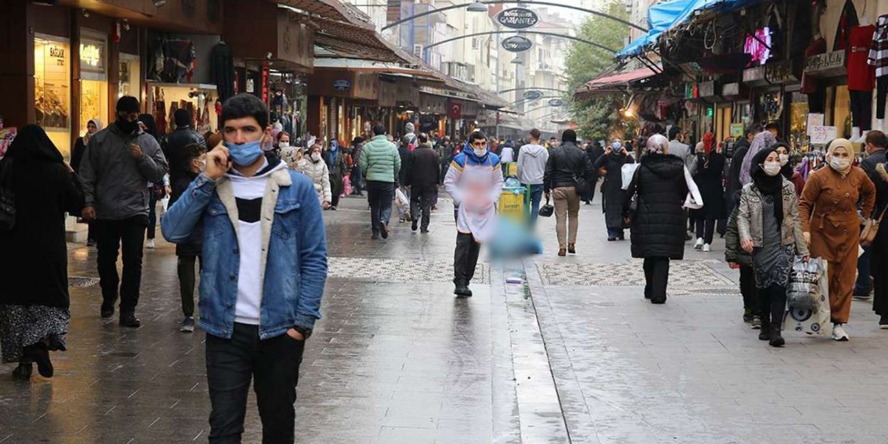 Covid-19 kurallarına uymayan 558 kişiye para cezası verildi