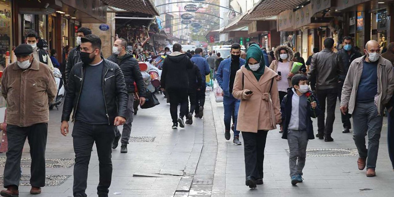 Gaziantep'te Covid-19 kurallarına uymayan 452 kişiye para cezası verildi
