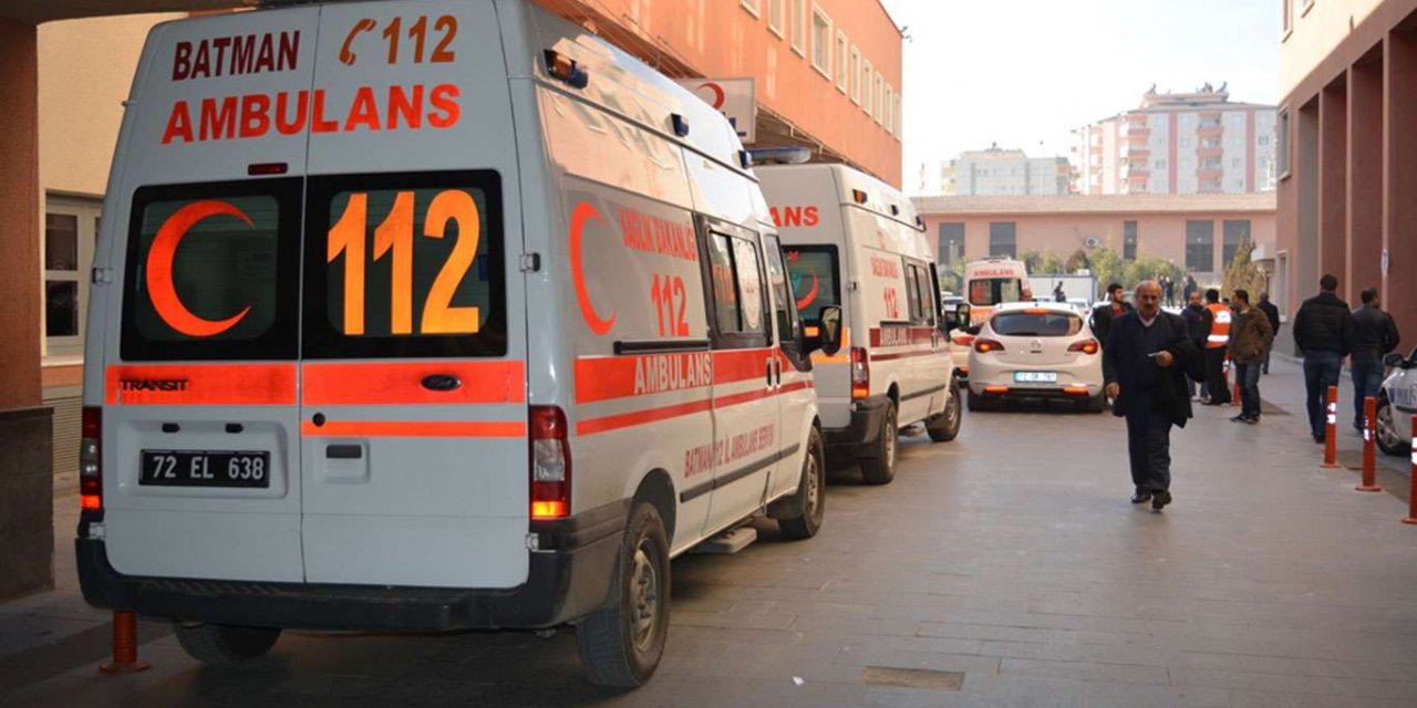 Batman'da inşaat iskelesi çöktü: 1 ölü, 2 yaralı