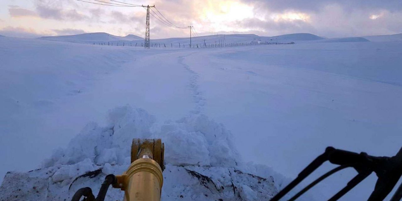 Siirt'te 18 köy ve 4 mezranın yolu ulaşıma kapandı