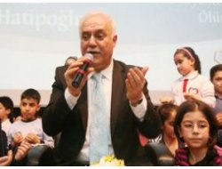 Nihat Hatipoğlu trafik kazası geçirdi!