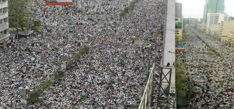 Bangladeş'li Müslümanlar Ayakta!