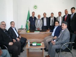 Ak Parti heyetinden Hür Dava Partisi'ne ziyaret