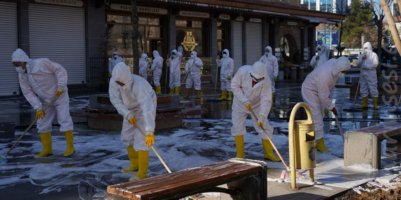 Diyarbakır Büyükşehir Belediyesinden 180 personel ve 44 araçla temizlik çalışması