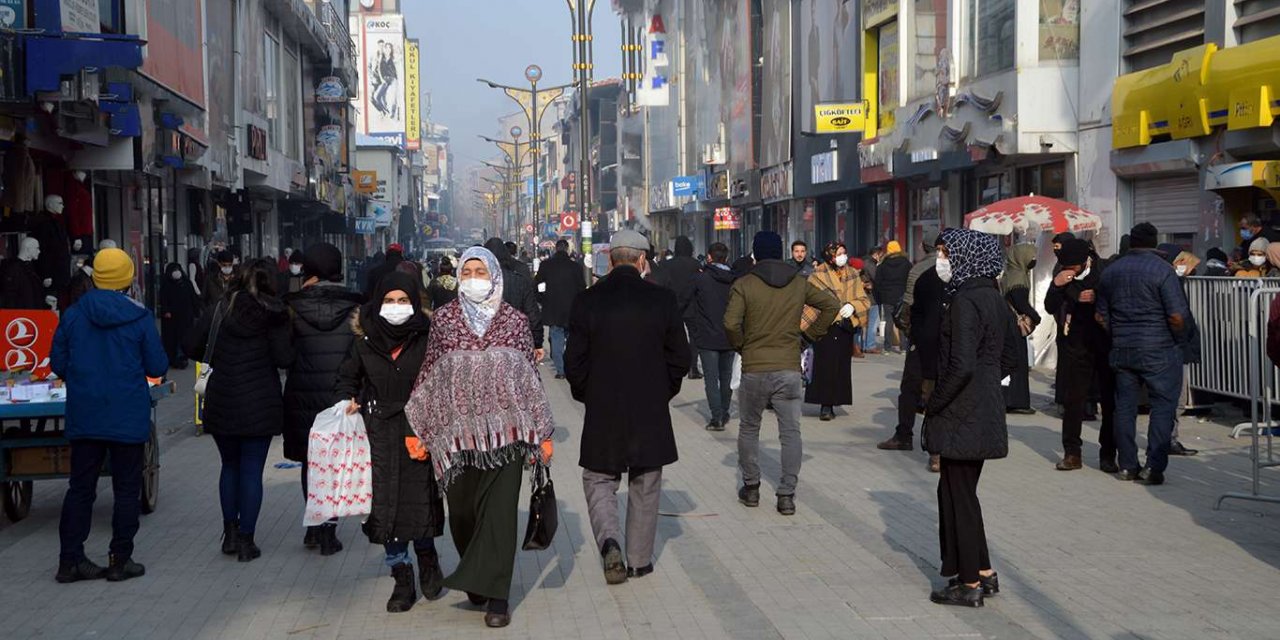 Asgari ücret artışından memnun olan da var olmayan da