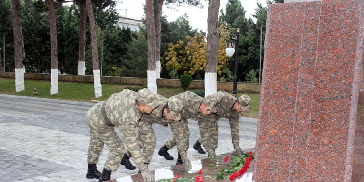 Azerbaycan ordusu savaştaki can kayıplarını güncelledi