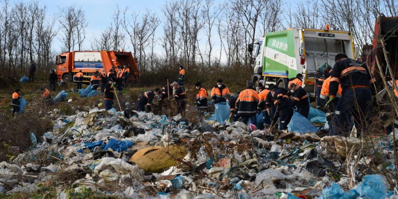İstanbul Büyükşehir Belediyesinden kaçak çöp dökümüne müdahale