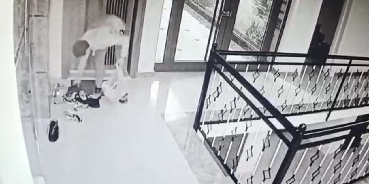 Apartmanda ayakkabı çalan hırsız kameraya yakalandı