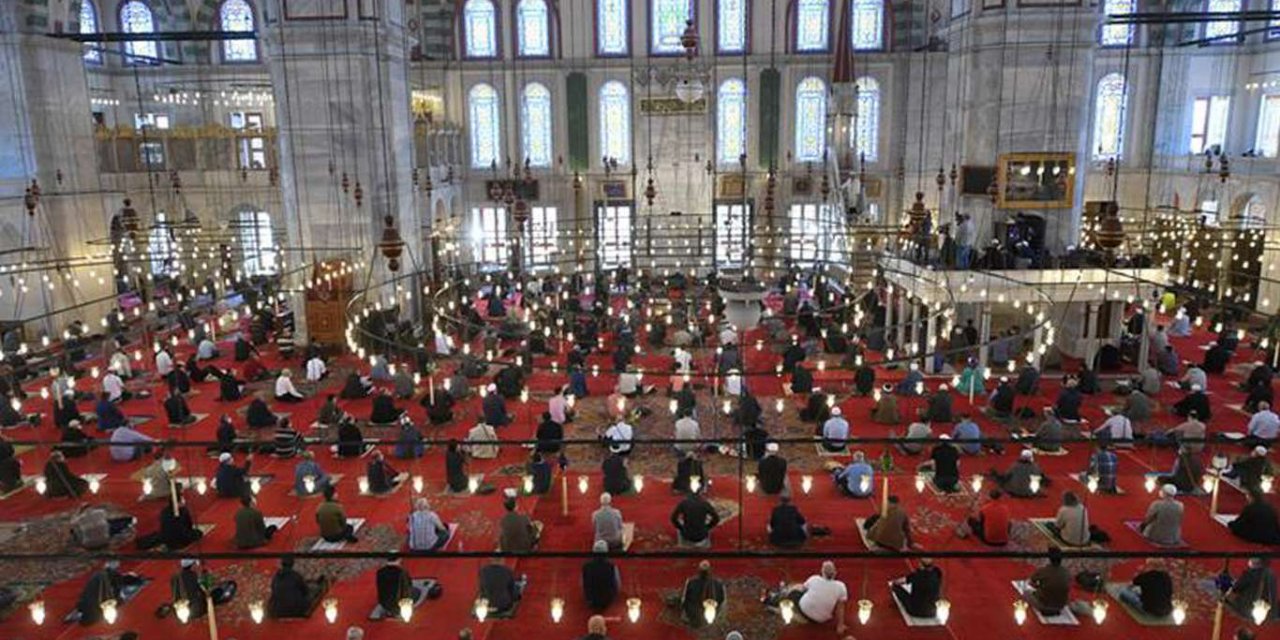 Cuma namazı için araç kullanmamak kaydıyla en yakın camiye gidilebilecek