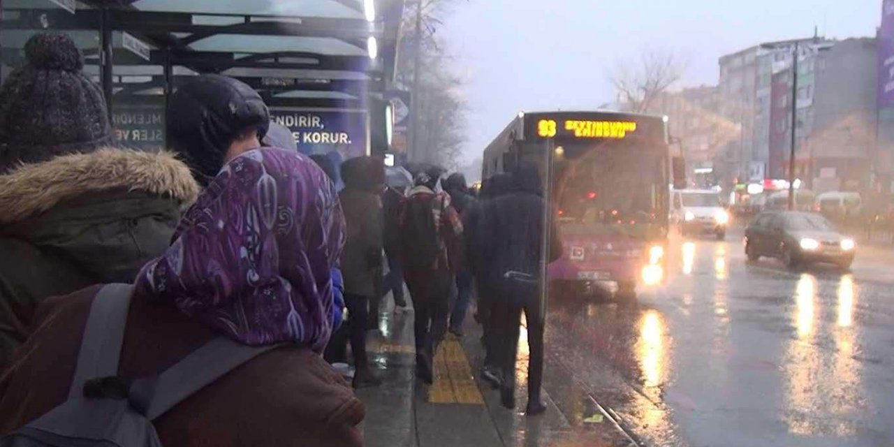 Meteoroloji'den İstanbul için sağanak uyarısı
