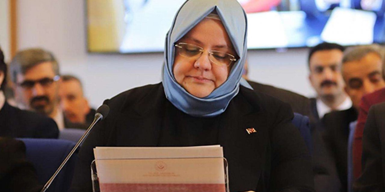 Bakan Selçuk: "8 bin 920 ilaç için yılda 40 milyar lira kaynak ayırıyoruz"