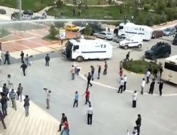 PKK'lı öğrenciler Peygamber sevdalılarına saldırdı