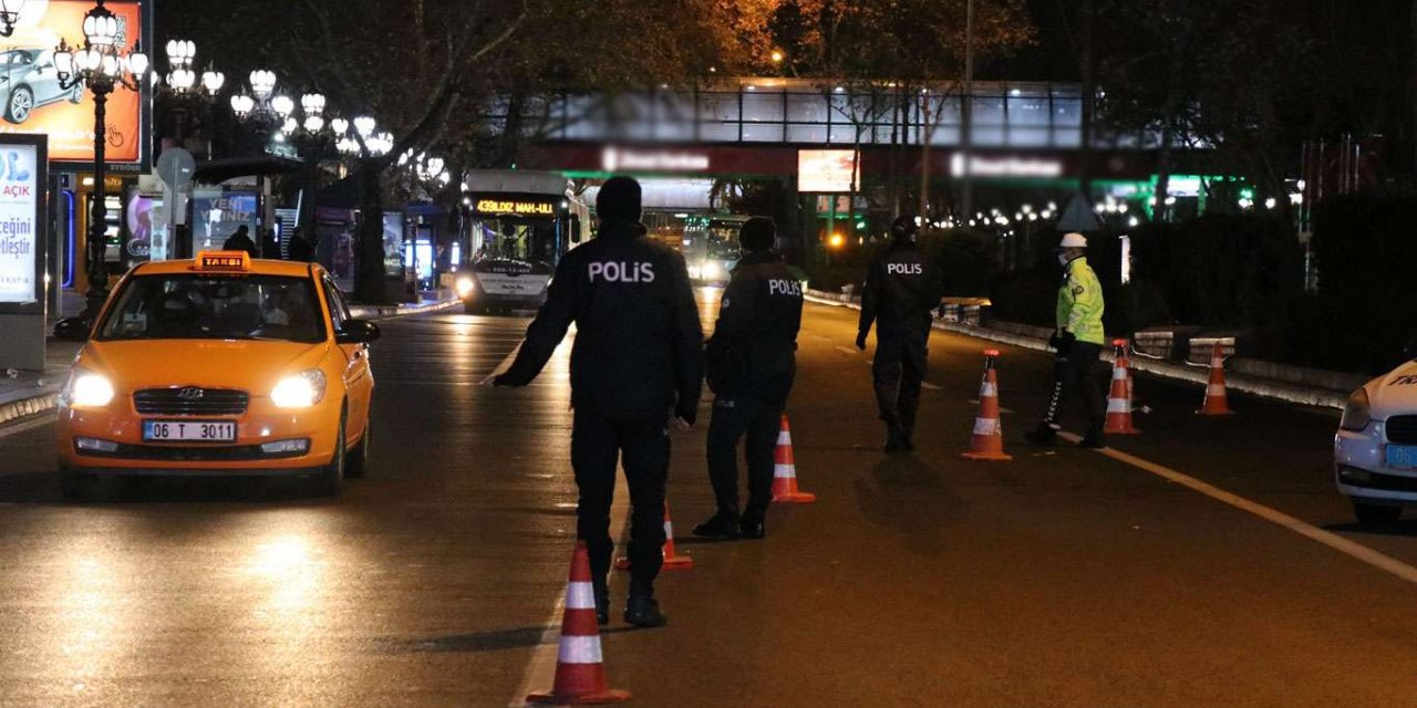 Ankara'da sokağa çıkma kısıtlamasını ihlal eden 2 bin 709 kişiye ceza verildi