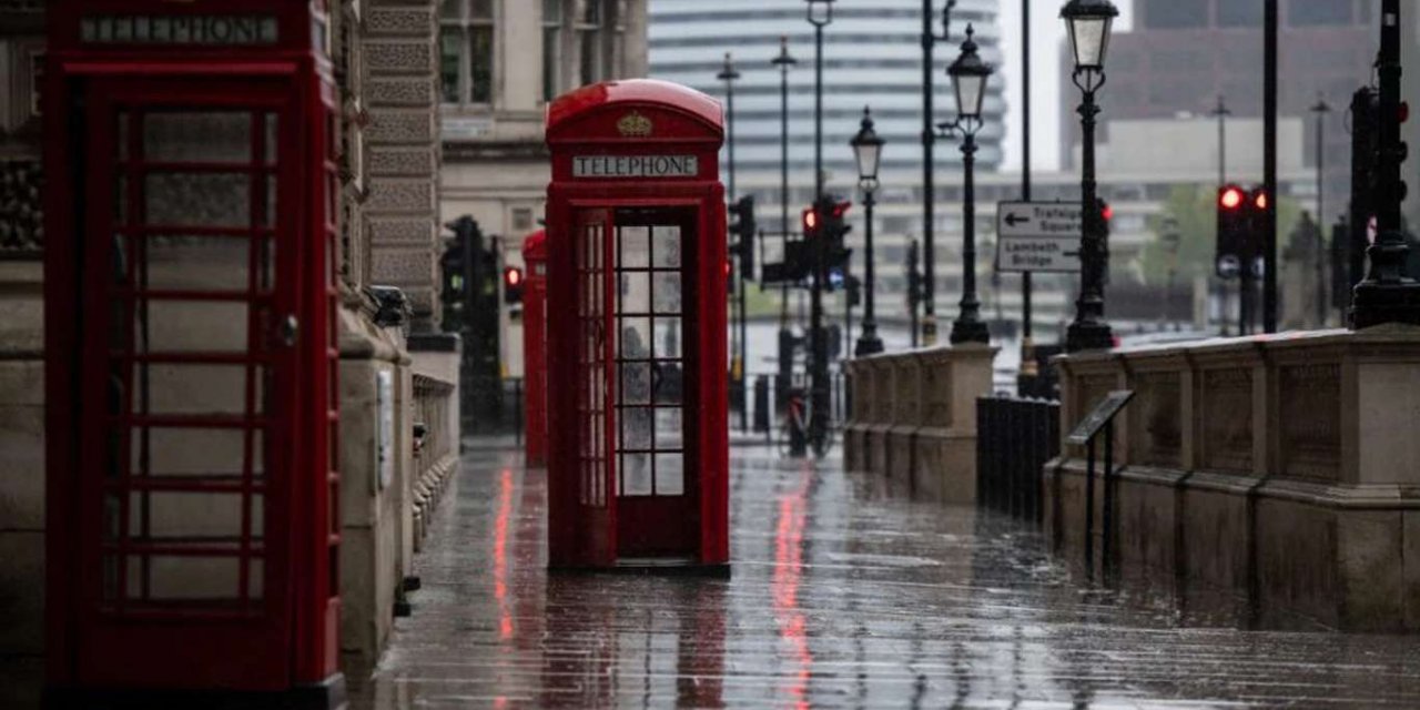 Li Îngîlterê di 24 seatên dawî de ji ber Coronavîrusê 407 kes mirin