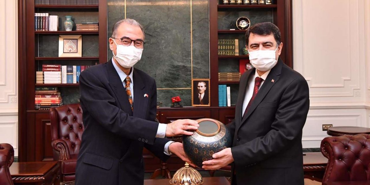 Japonya Büyükelçisi Suzukı Kazuhiro Ankara valisini ziyaret etti