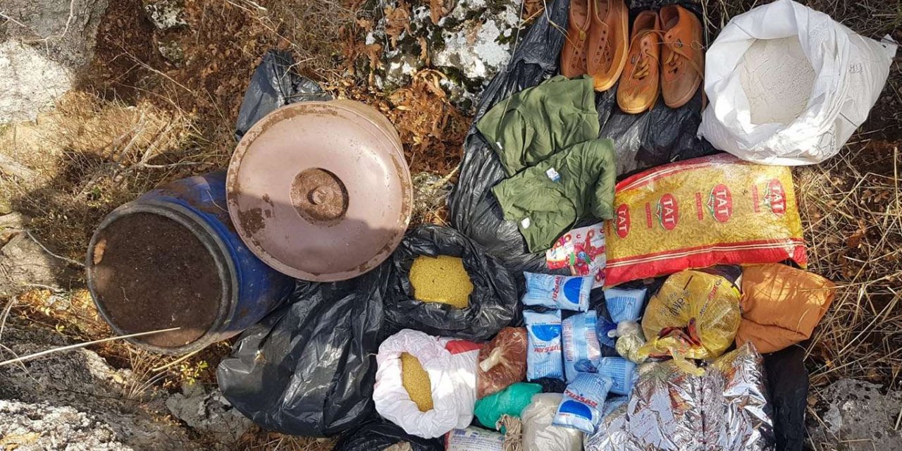 Adıyaman'da PKK'ya ait yaşam malzemesi ele geçirildi
