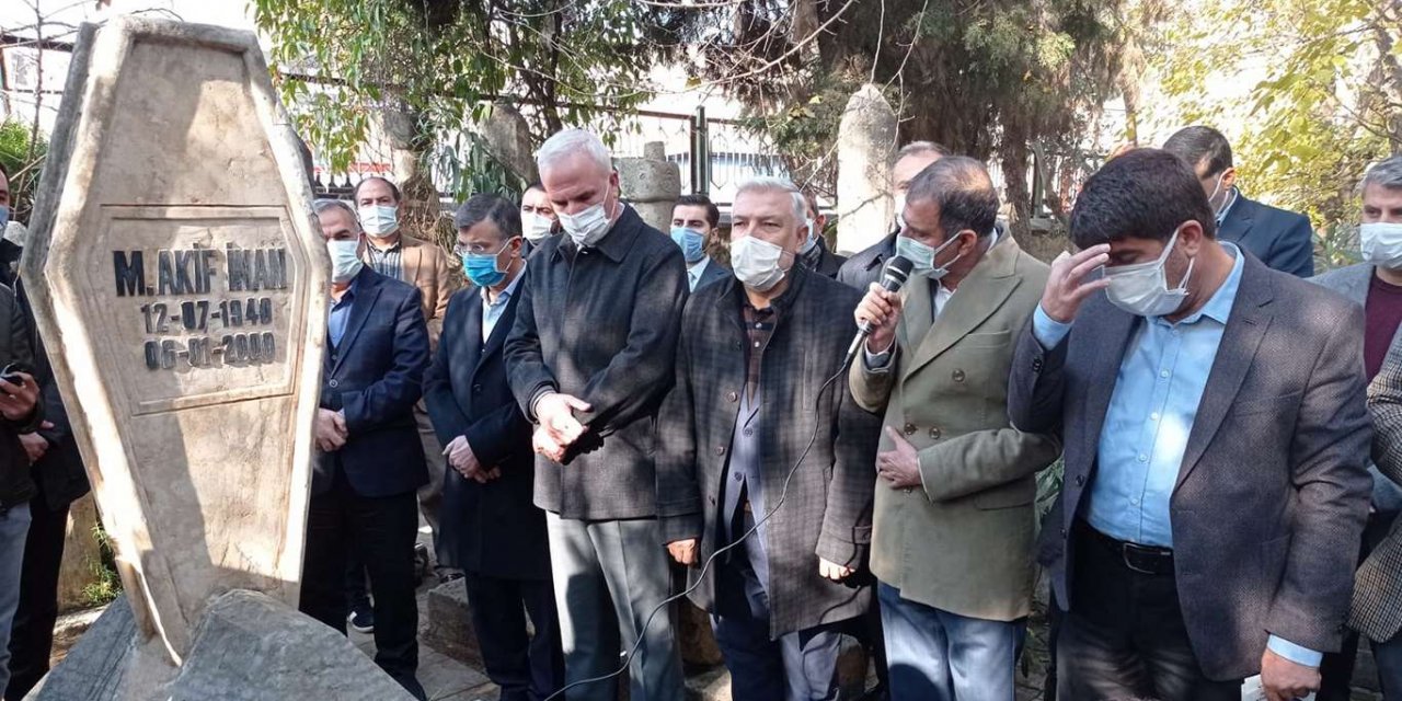 Kudüs Şairi Mehmet Akif İnan ölüm yıl dönümünde unutulmadı