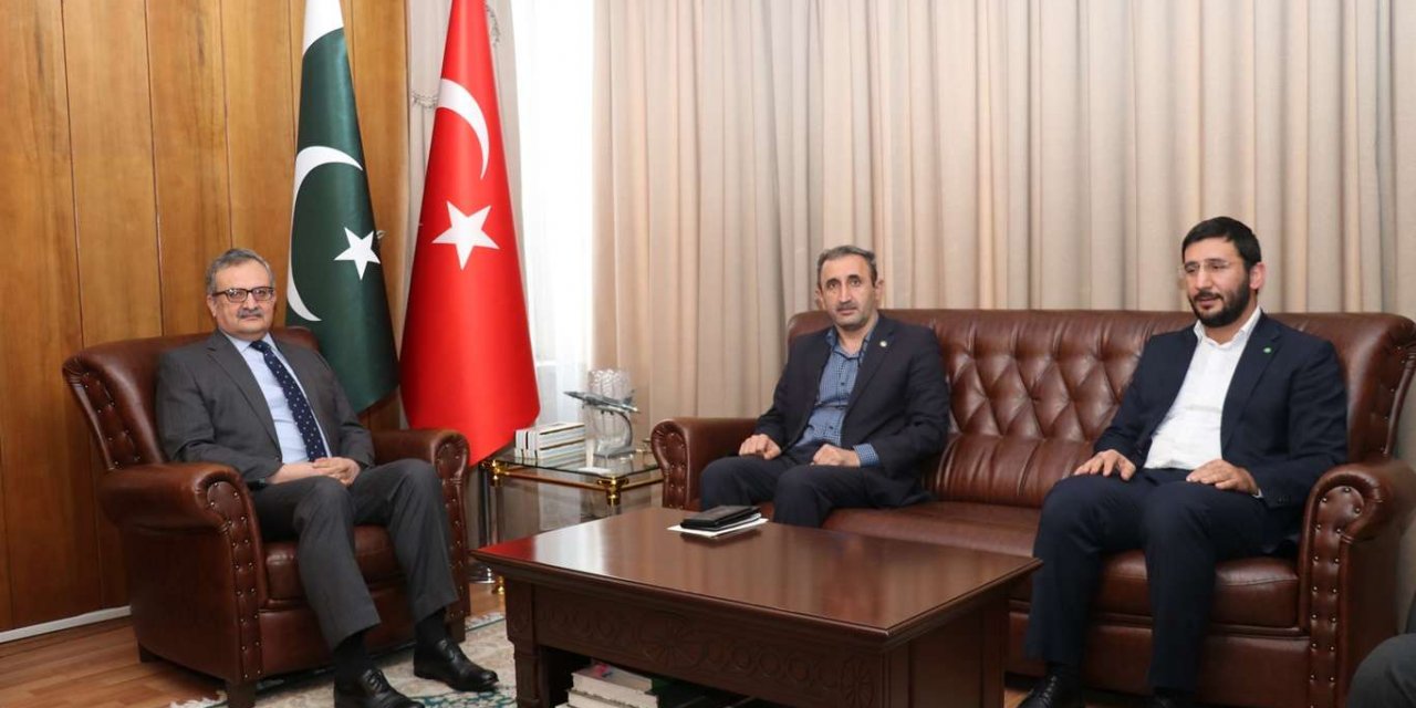 HÜDA PAR'dan Pakistan Büyükelçiliğine ziyaret