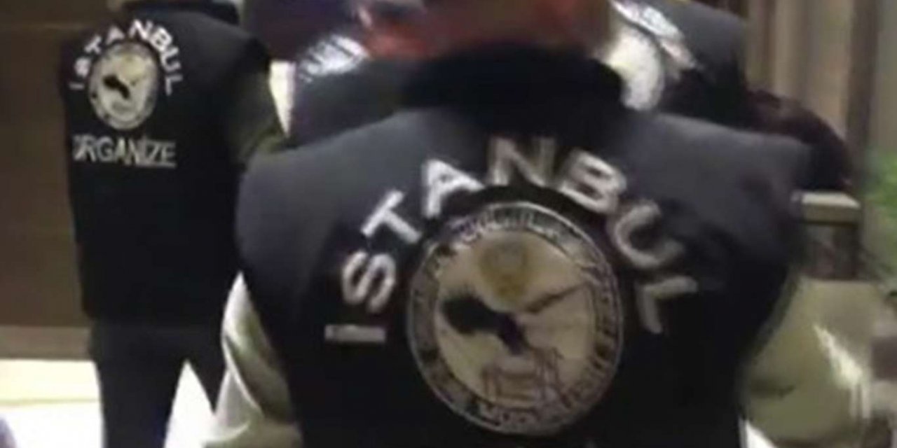 İstanbul'da yapılan operasyonlarda çok sayıda silah ele geçirildi