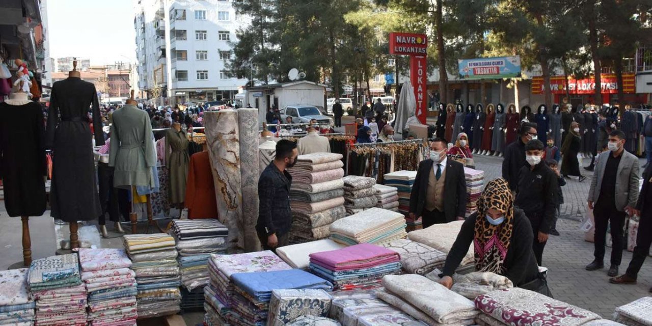 Sakarya Caddesi'nin iyileştirilme çalışmaları tamamlanıyor