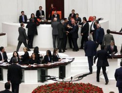 Meclis'te 'Çözüm komisyonu' gerginliği