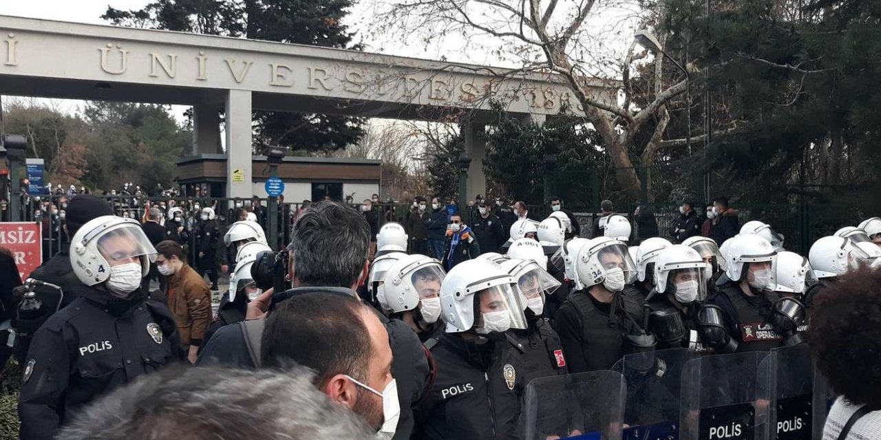 Boğaziçi Üniversitesindeki gösterilere ilişkin 22 şüpheli serbest bırakıldı