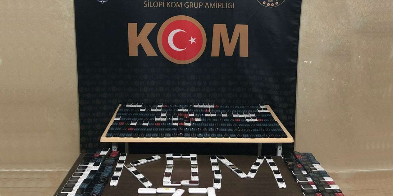 Şırnak'ta 427 adet kaçak cep telefonu ele geçirildi