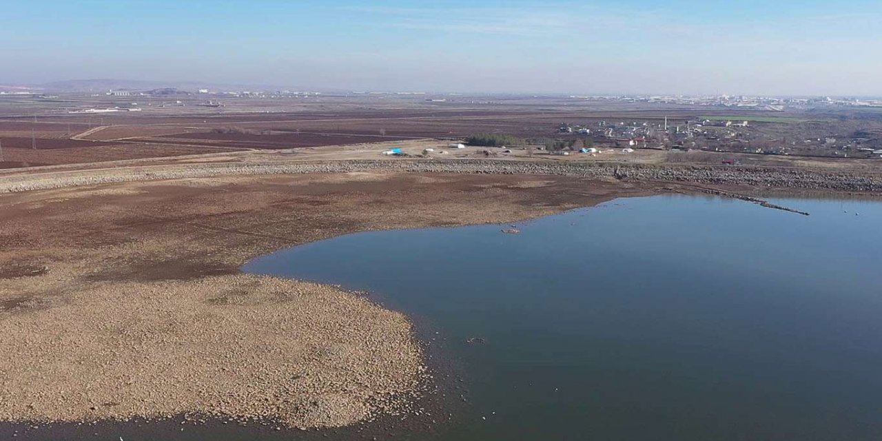 Ava Bendava Devegeçidi 150 metre vekişîya