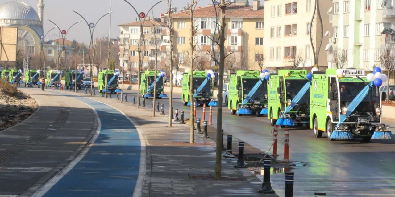 Şahinbey Belediyesi temizlik araçları filosunu güçlendirdi