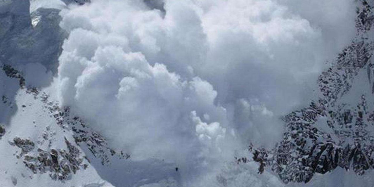 Rusya'da kayak merkezinde çığ düşmesi sonucu 3 kişi öldü
