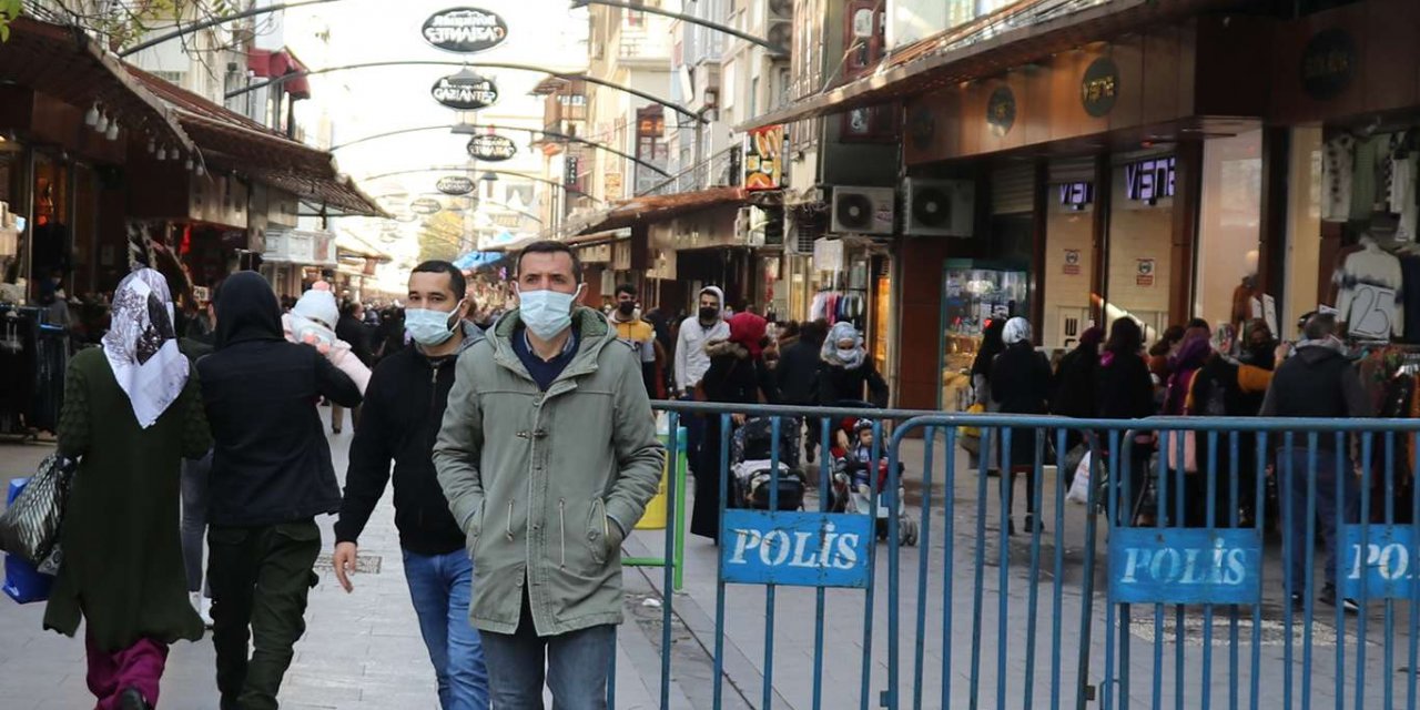 Gaziantep'te Covid-19 vaka sayılarındaki düşüş sürüyor
