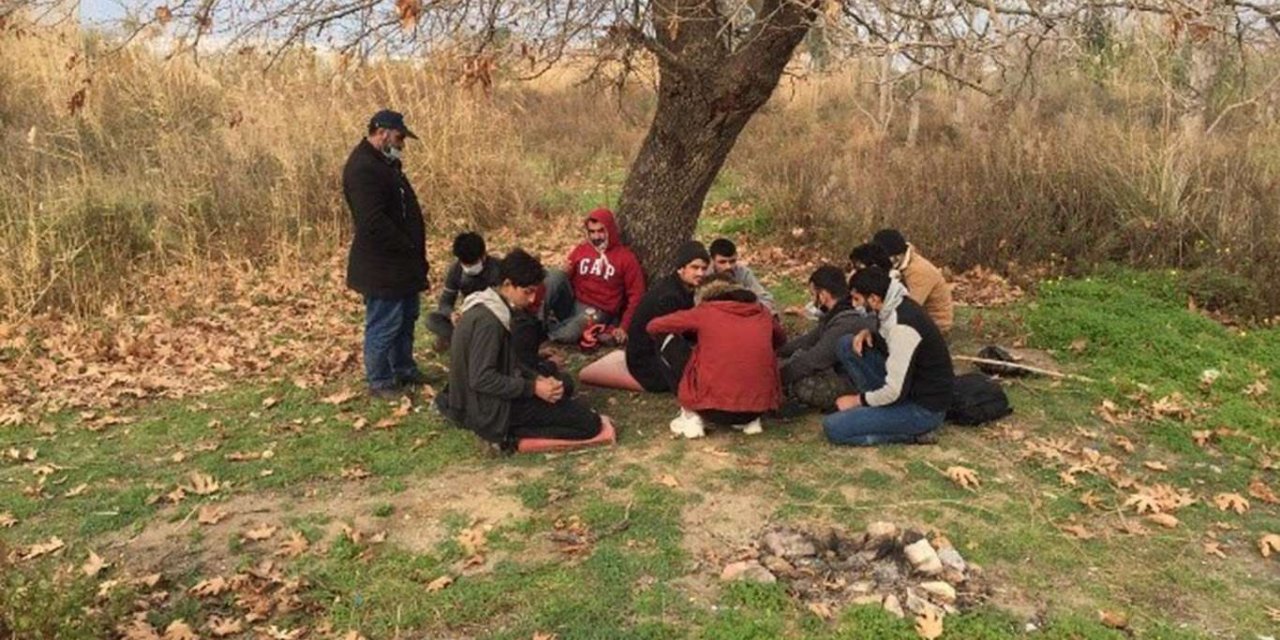 Li Mêrsînê 14 koçber hatin girtin