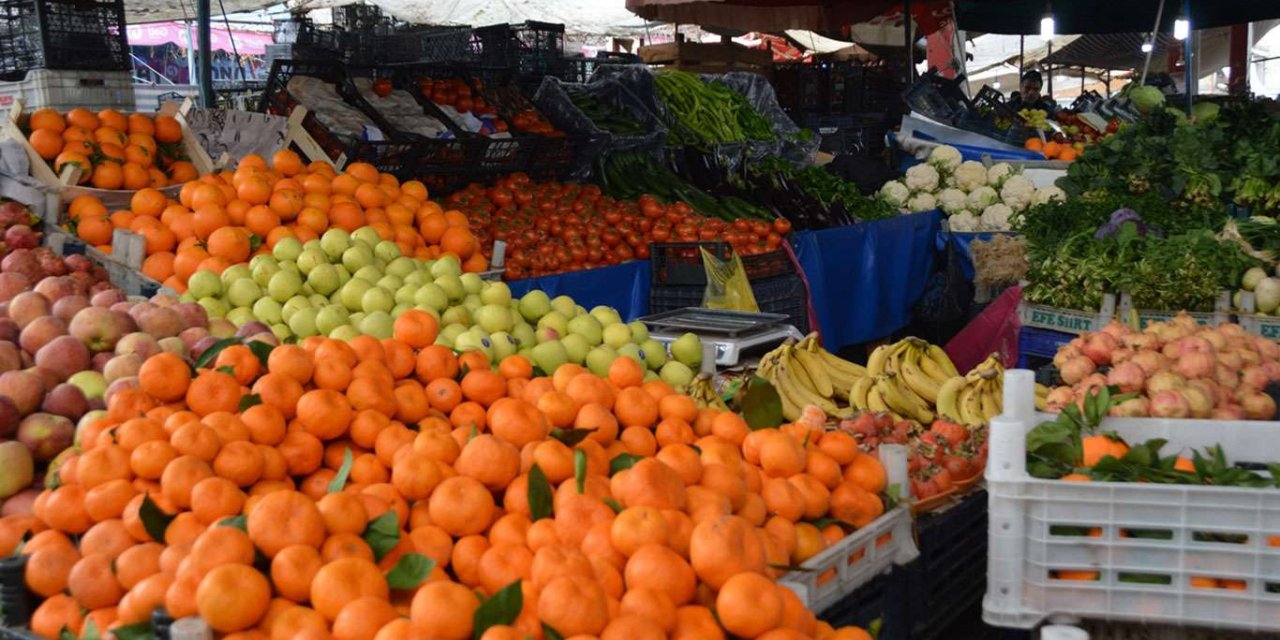 Kış aylarının vitamin deposu olan meyve fiyatları el yakıyor