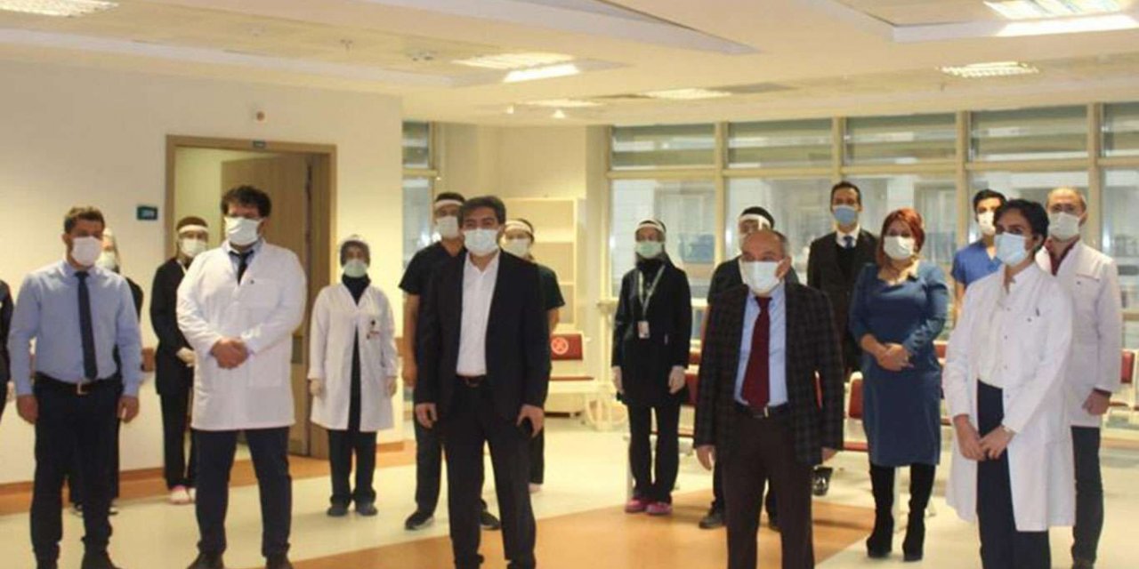 Siirt'te Covid-19 aşıları sağlıkçılara uygulanmaya başlandı